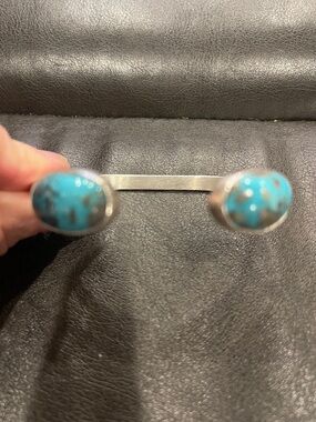 Turquoise Stone set in sterling Silver Cuff Bracelet - Blue Turquoise Style